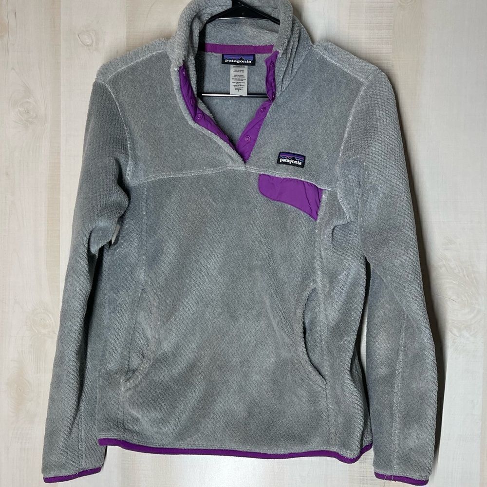 Patagonia gray‎ fleece pullover purple trim, size small